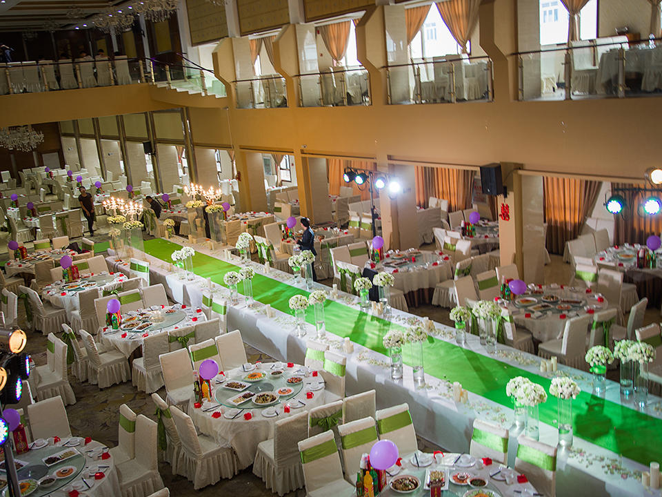 昆明结婚婚礼首席造型师全天婚礼跟妆