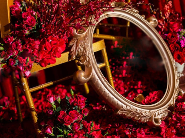 『KARNA WEDDING』——red。