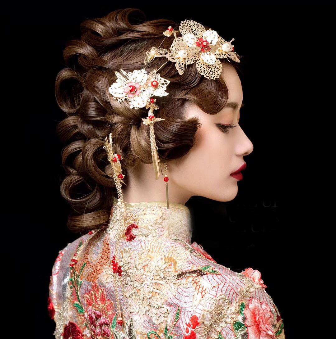 中式秀禾服套餐               