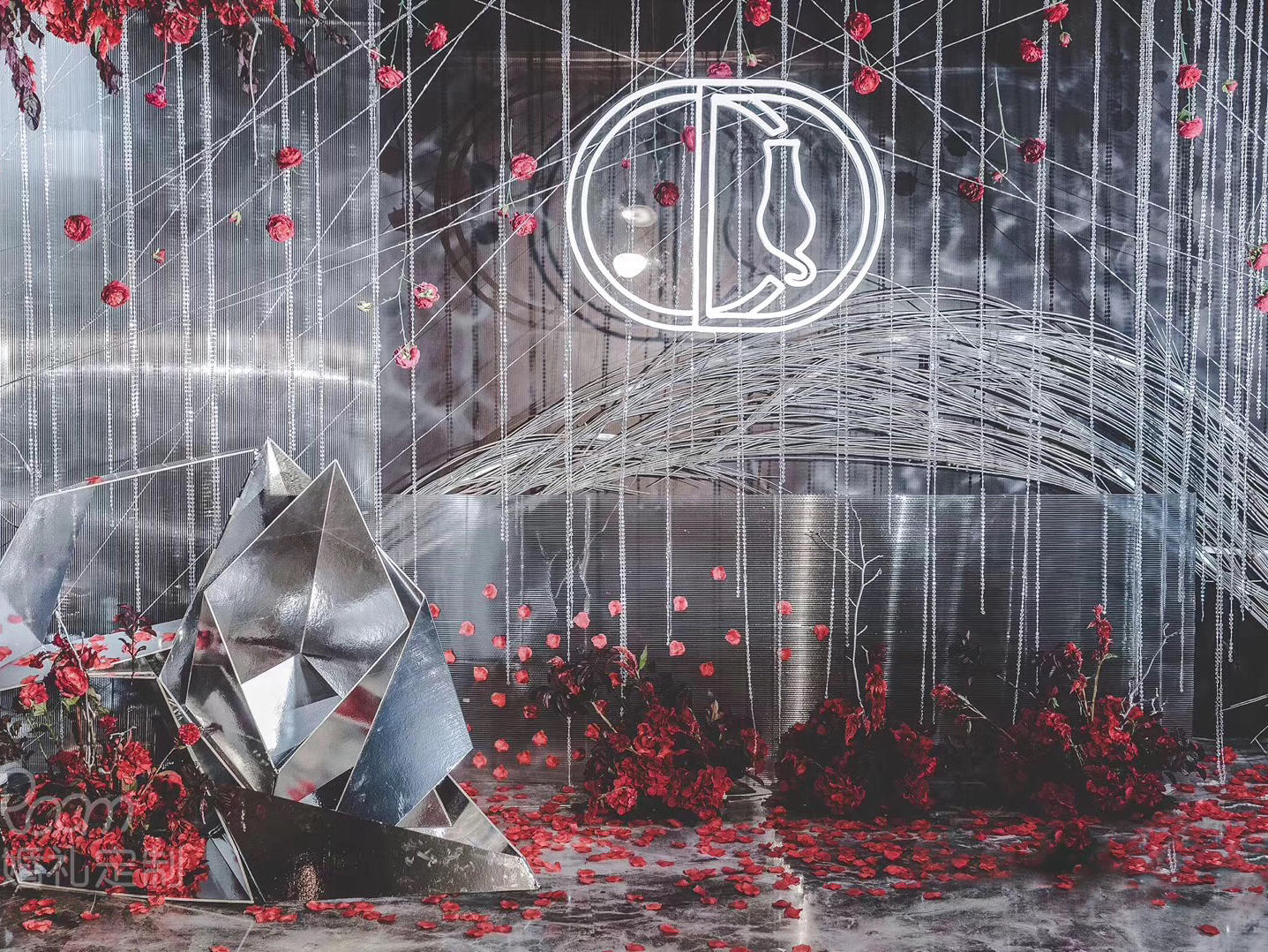 【2019热推风格】轻奢红黑色婚礼