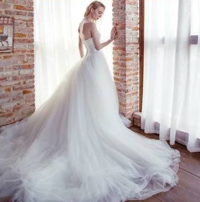 【心动价四件套】仪式纱+敬酒服+伴娘服