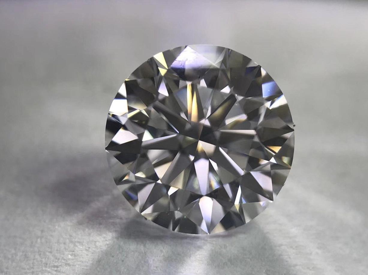 4克拉GIA裸钻J/VS2/2EX/F无奶咖绿