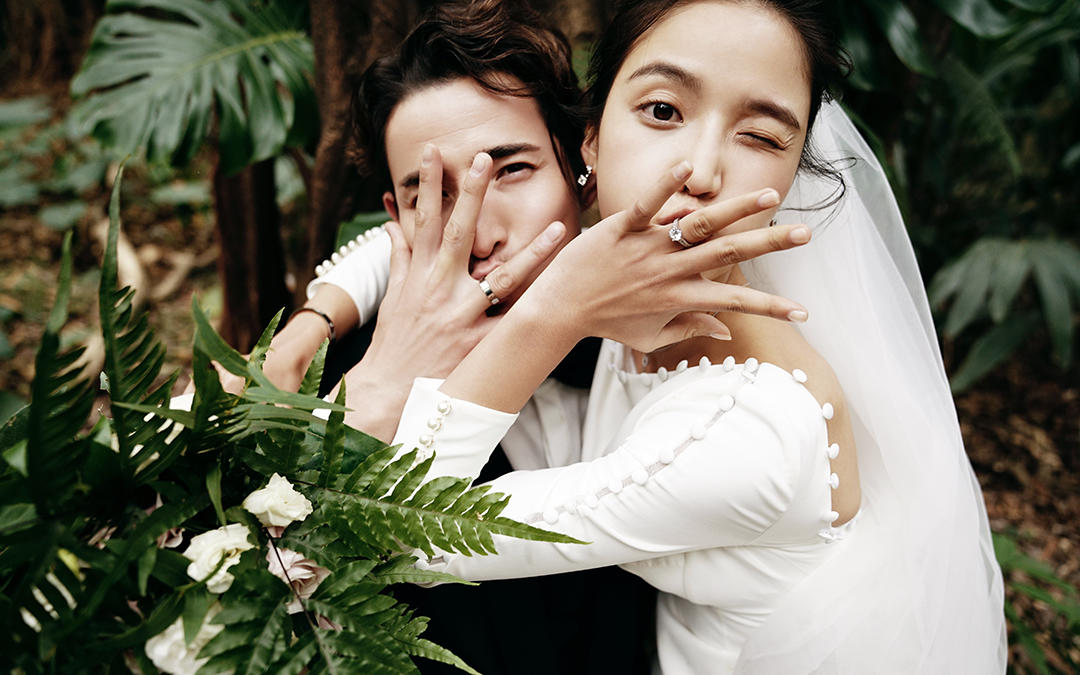 定制主题10套服装+80张精修+送婚纱一件