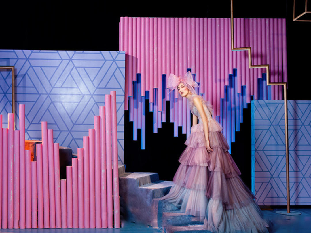 坚守定制的精致，努力让低价创造无价！《无限空间》