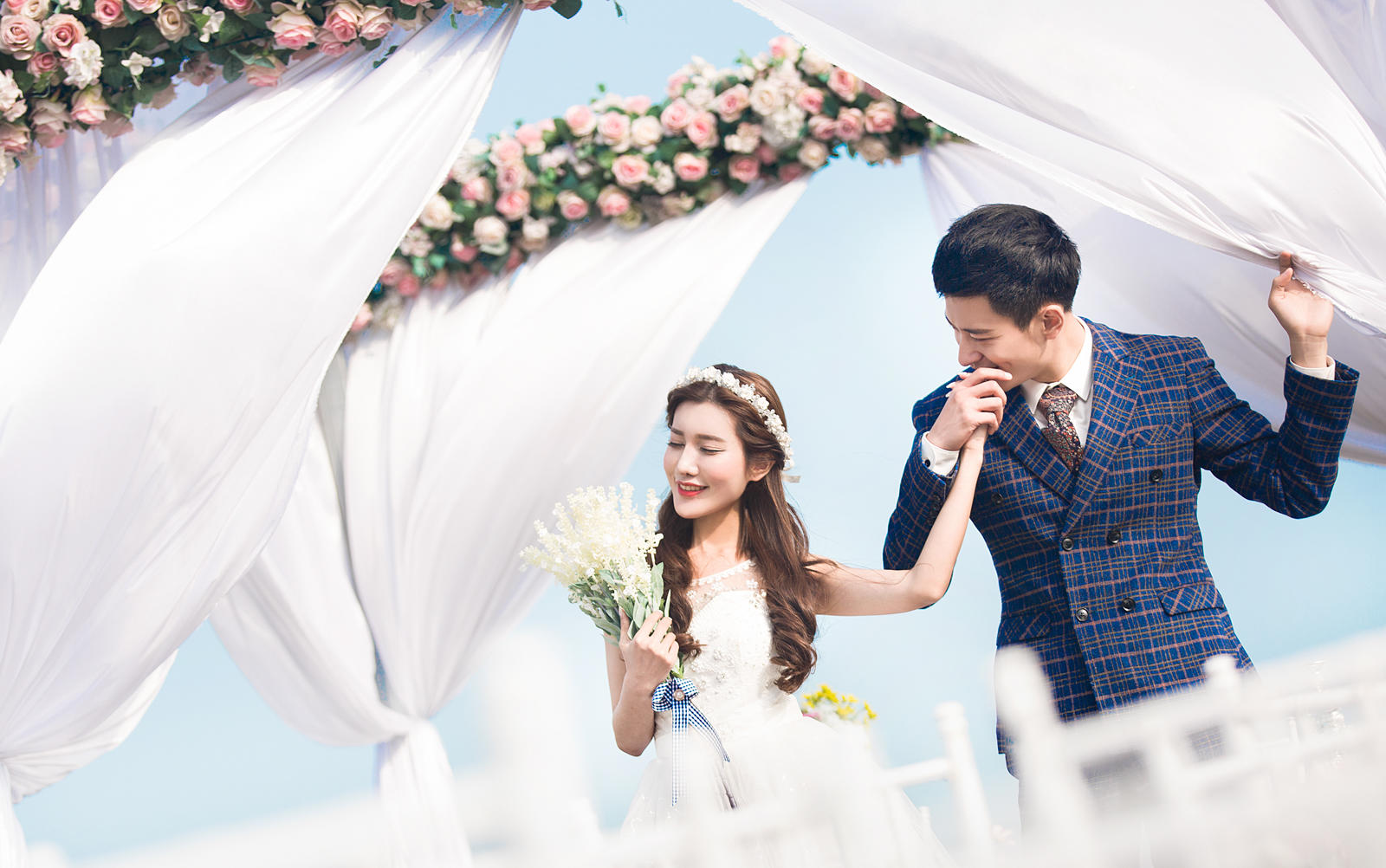 《小城故事》熱銷套系，3天2晚酒店住宿+婚紗1件