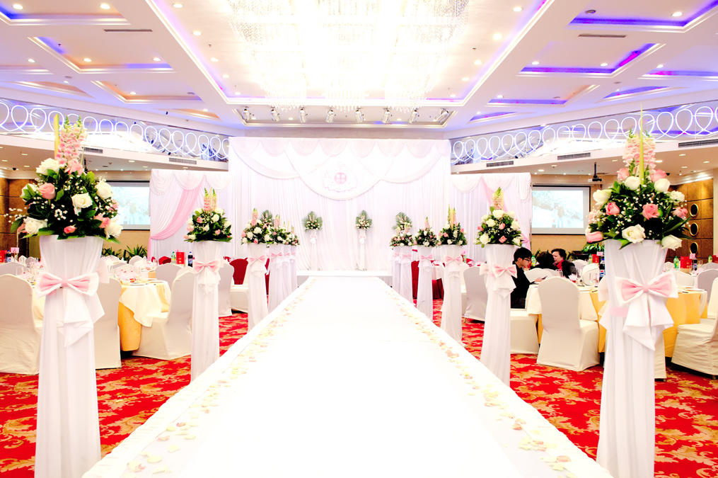 袁家岗芭菲盛宴7888鲜花T台现场