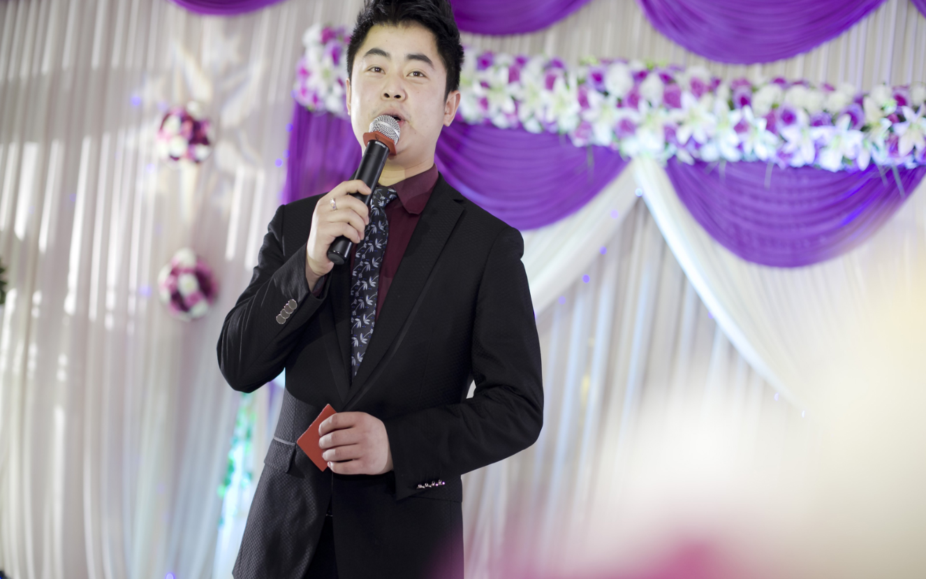 性价比高的福州婚礼司仪 气氛烘托无尿点应变强