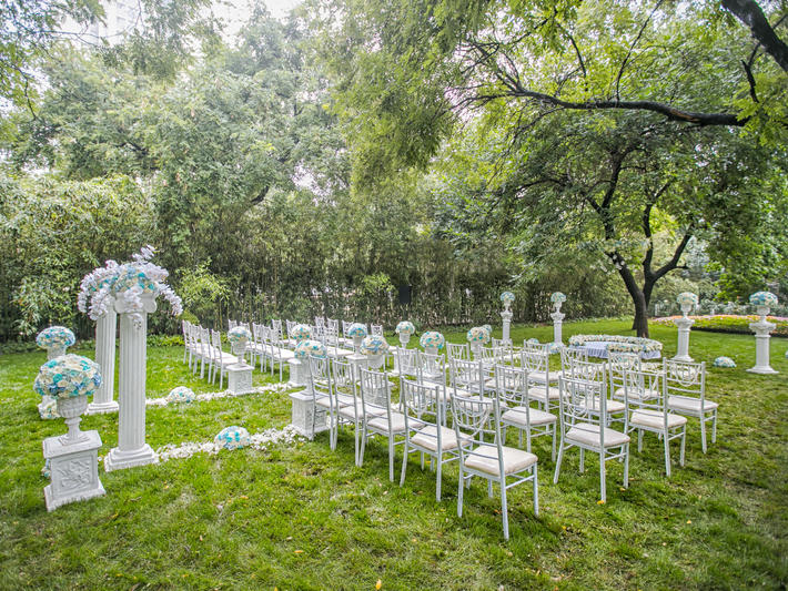 FEEL斐尔婚礼-户外草坪把最美的爱给最爱的你