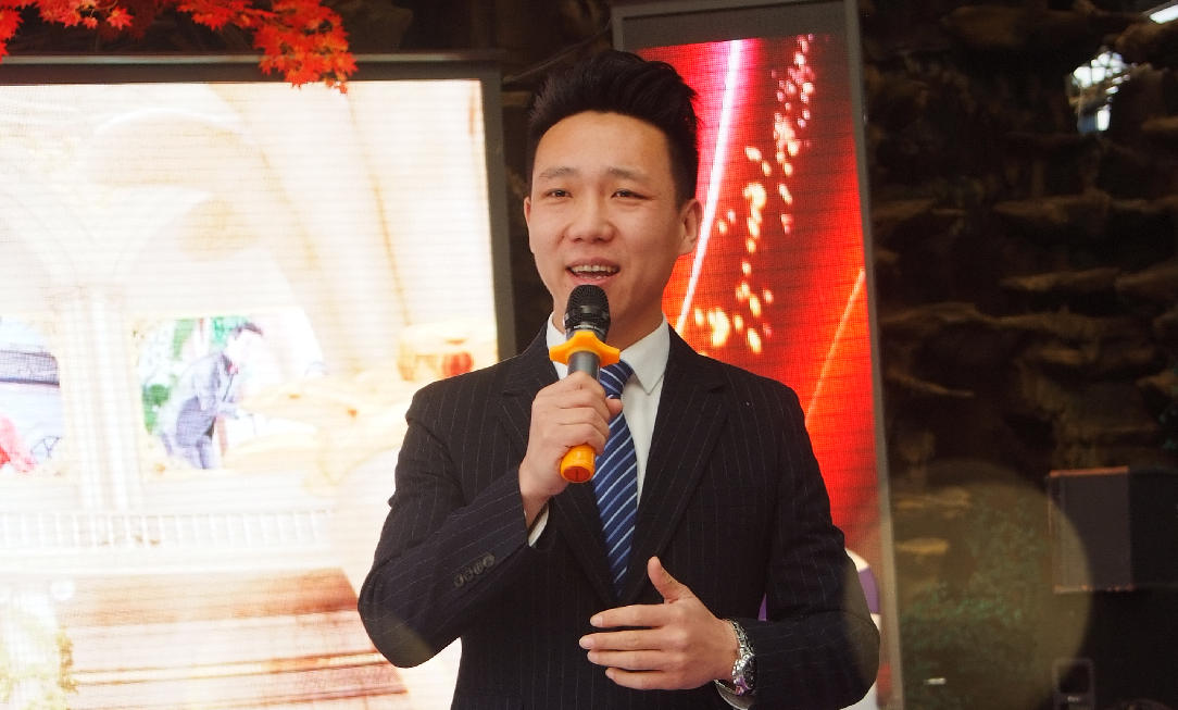 中国精典主持团队 主持人 庄严