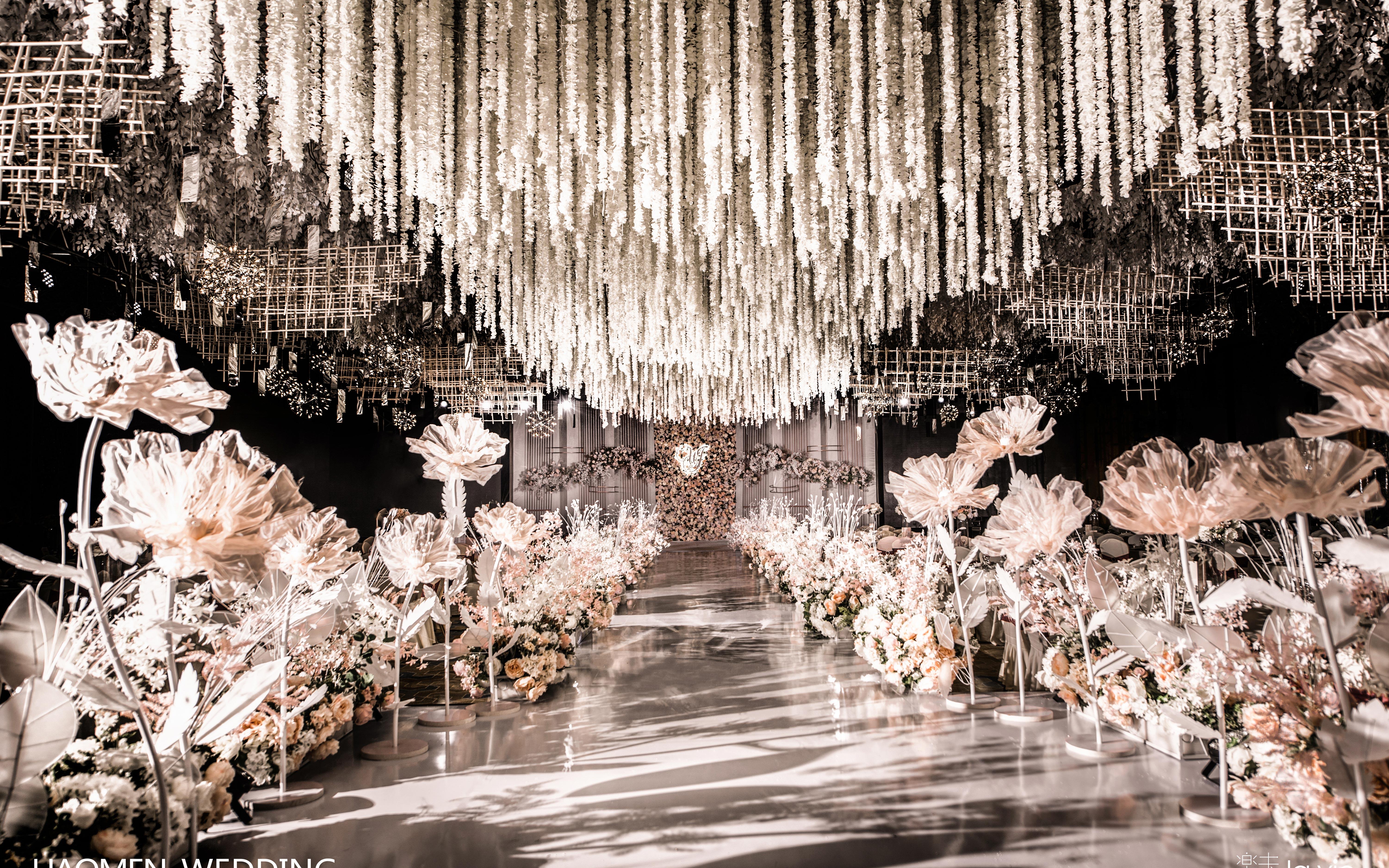 裸粉香槟色，低调而又梦幻的婚礼