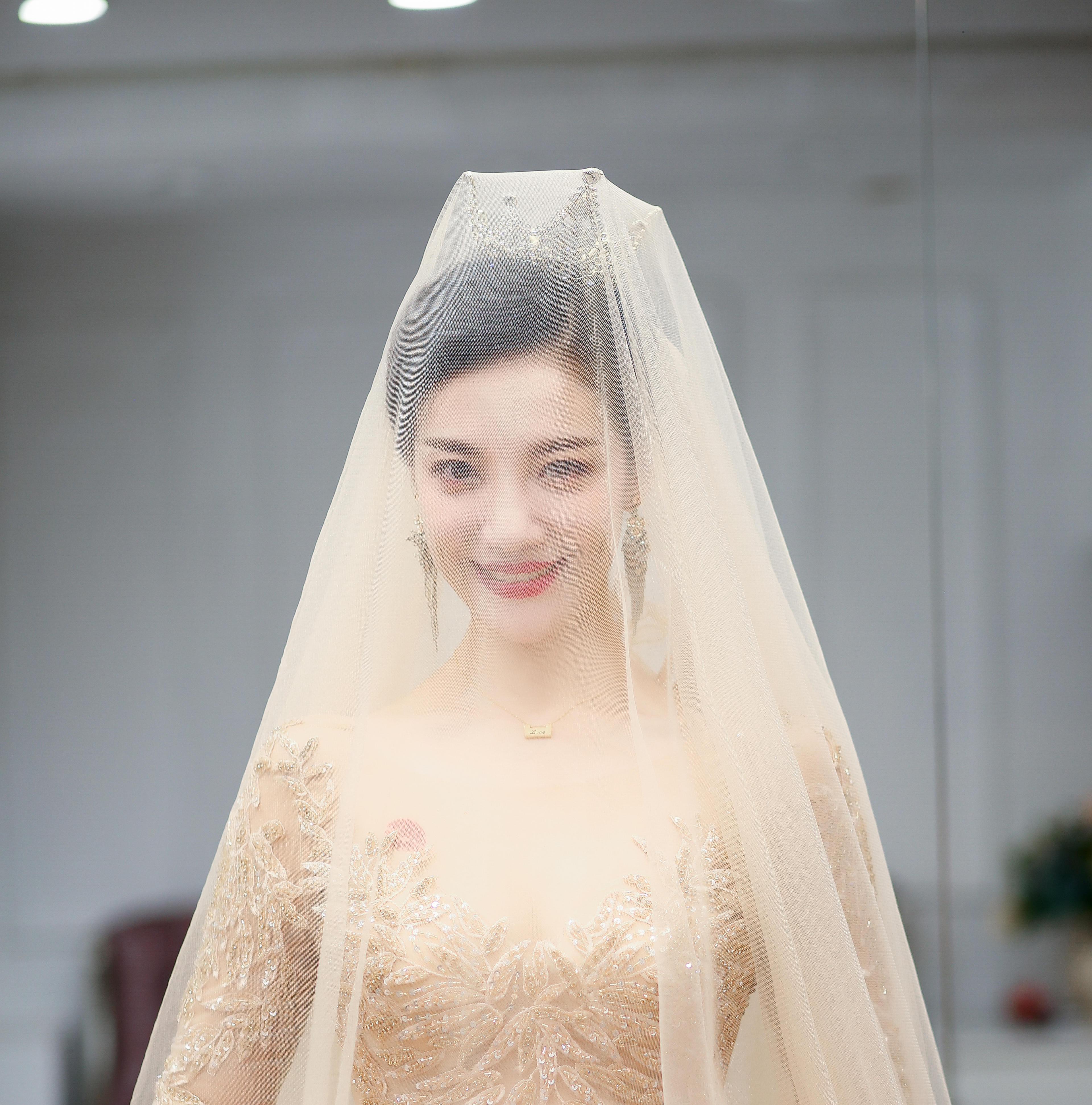 【闪慕婚纱.艳子造型】婚纱礼服三件套赠送新娘跟妆