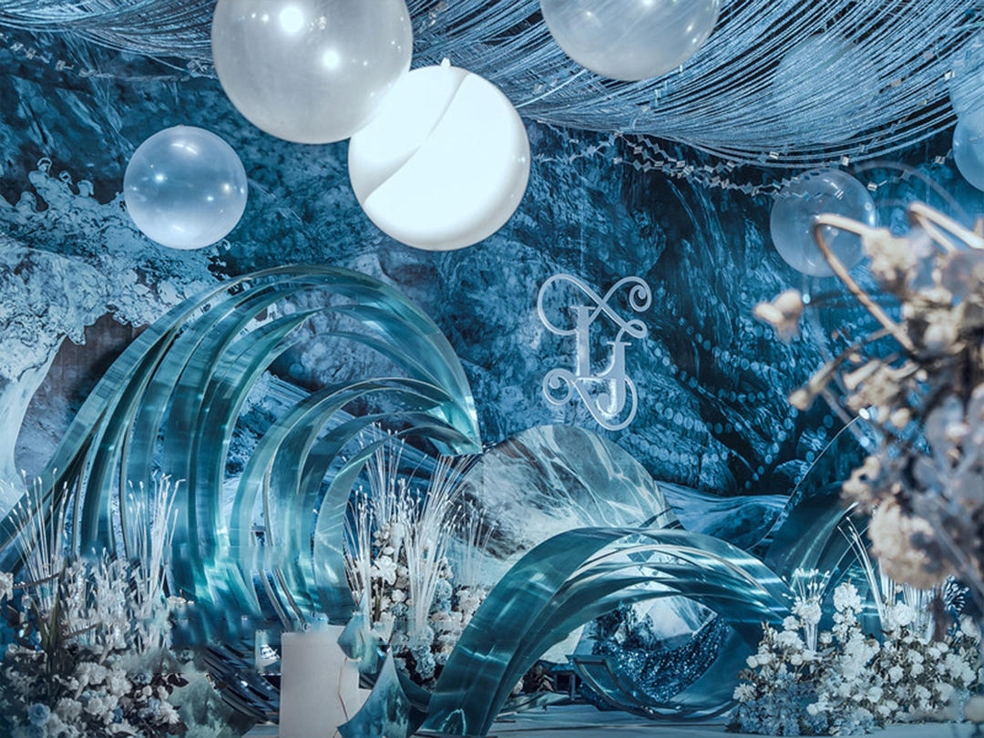 坚守定制的精致，努力让低价创造无价！《深海旅行》