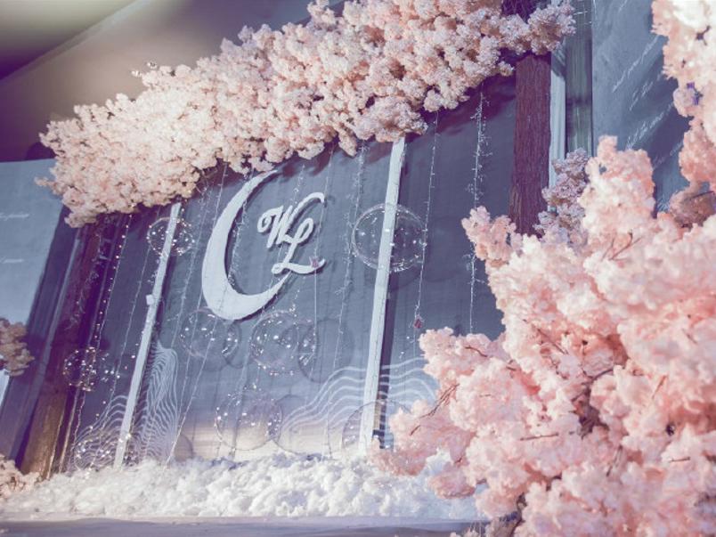 【95后都喜欢】双机全角度摄像+水晶镜面通道