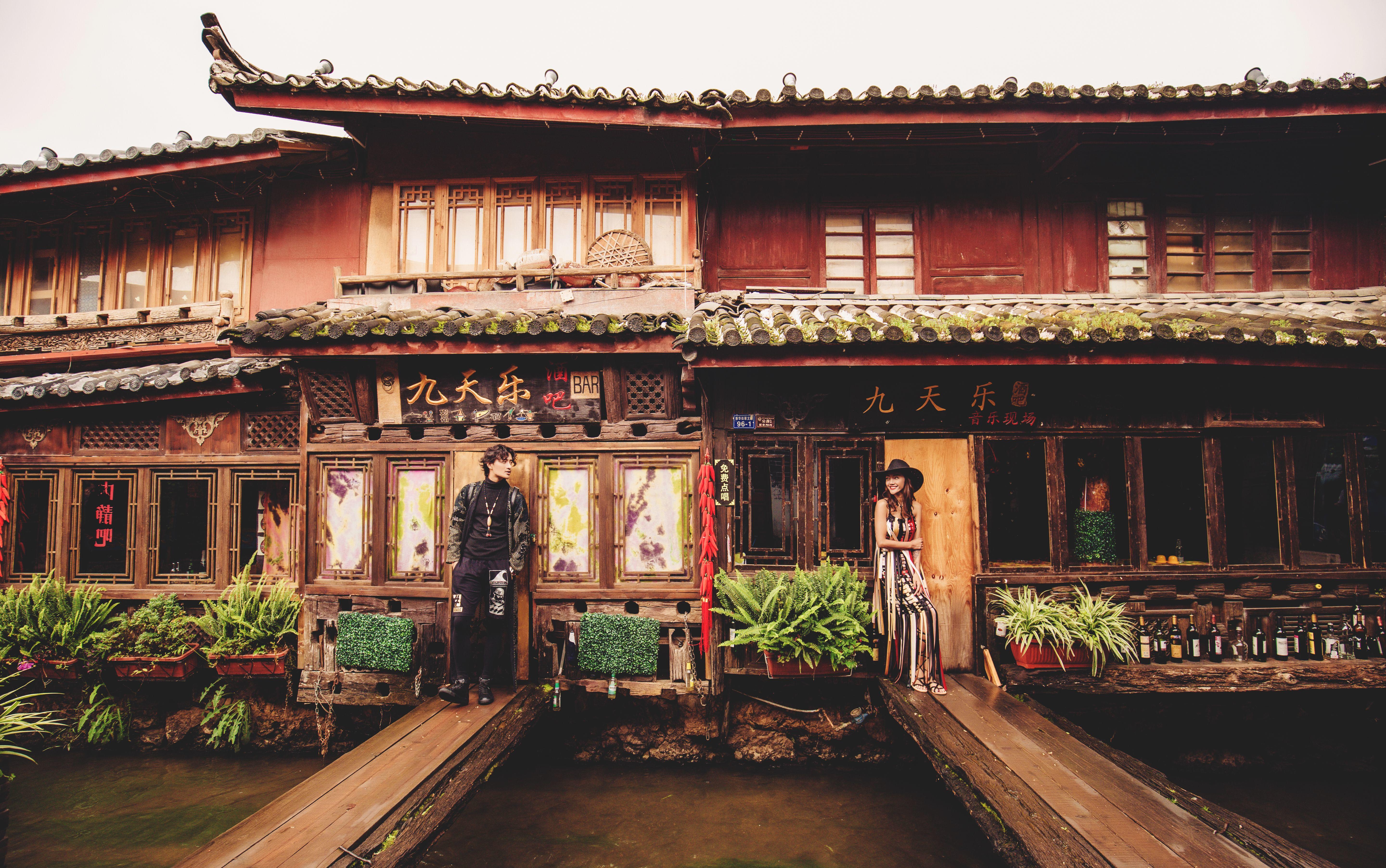 純影調(diào) 大理+麗江雙城兩天旅拍 總監(jiān)團(tuán)隊(duì)八服八造