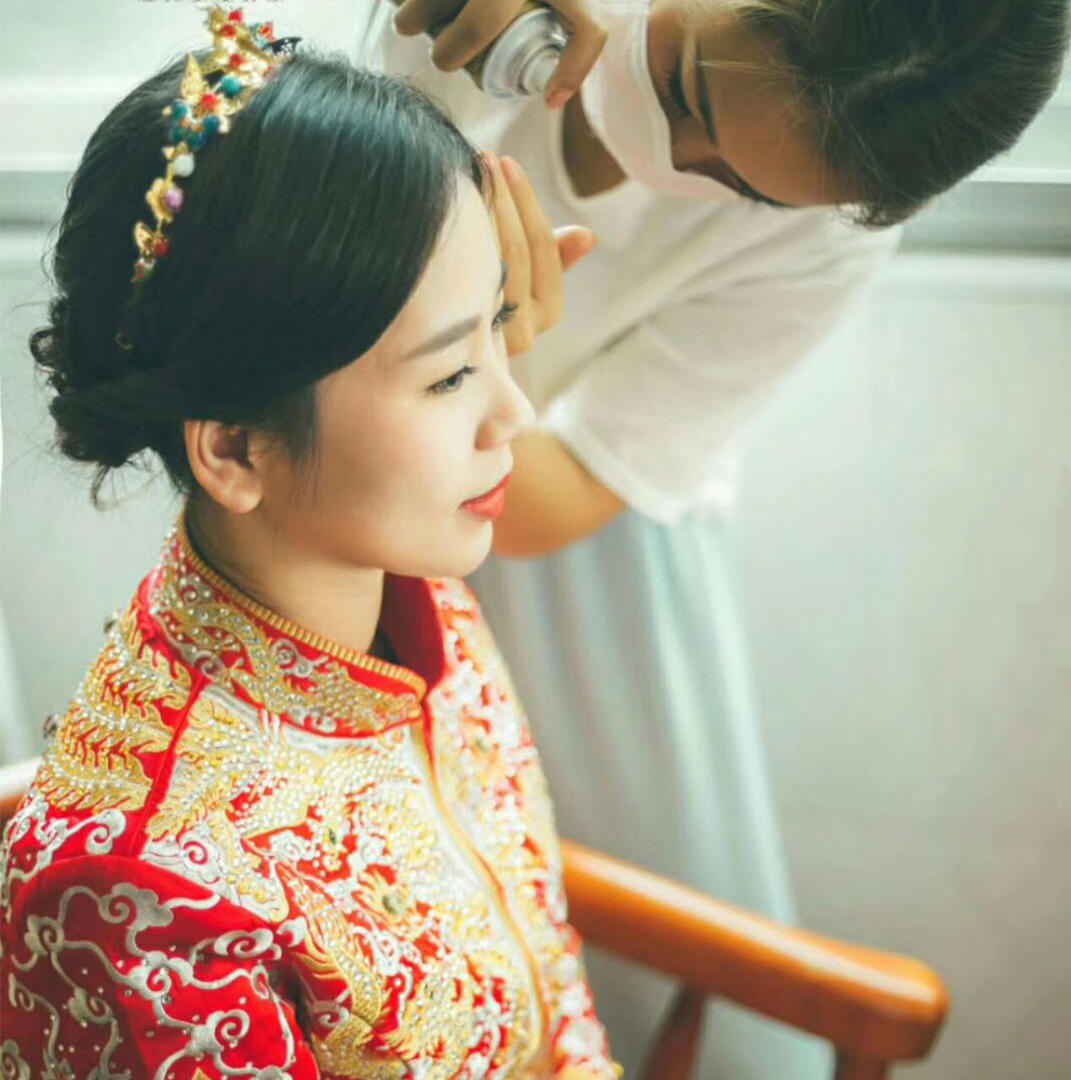 【思慕婚纱礼服】轻奢系列梦幻仪式主婚纱