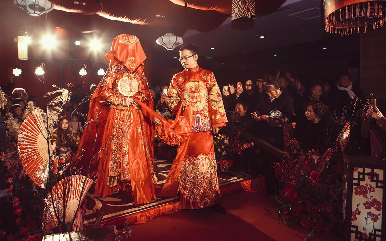     出嫁  —— 红色系中式婚礼