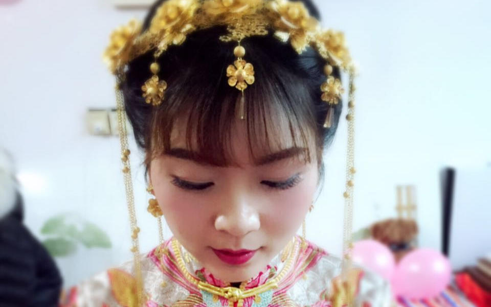 御纱阁婚纱礼服馆—美美的新娘子