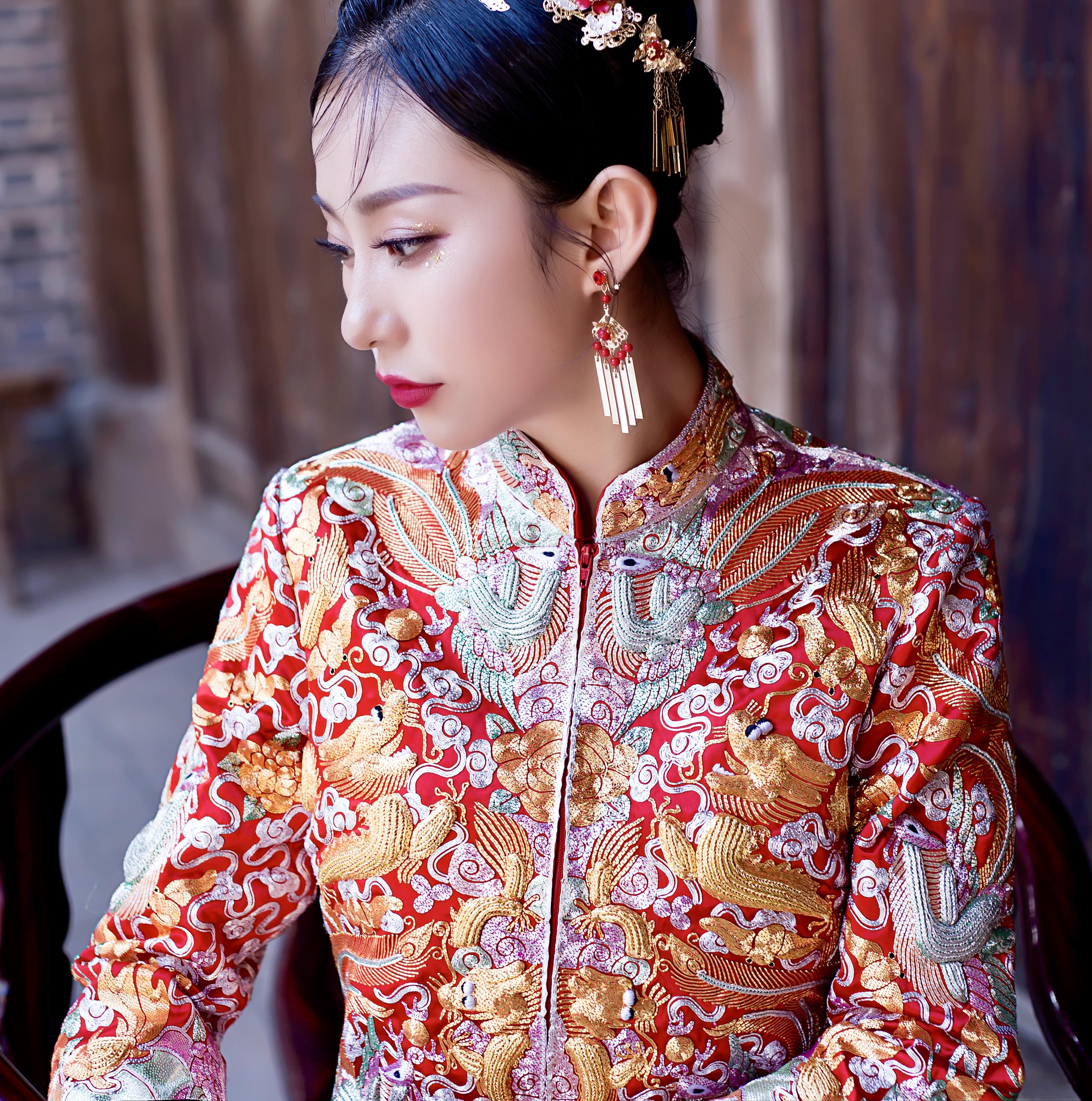 【潮婚特卖】纯手工刺绣传统龙凤褂----大伍福