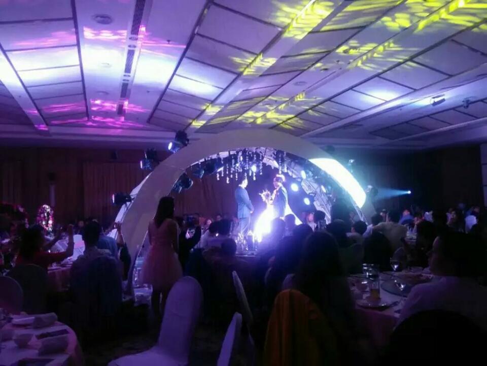 2580元全天婚礼跟妆＋婚礼摄影＋婚礼摄像
