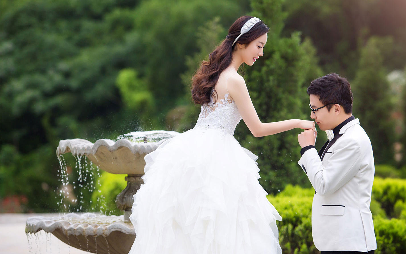 稻城亚丁--穿着婚纱去旅行