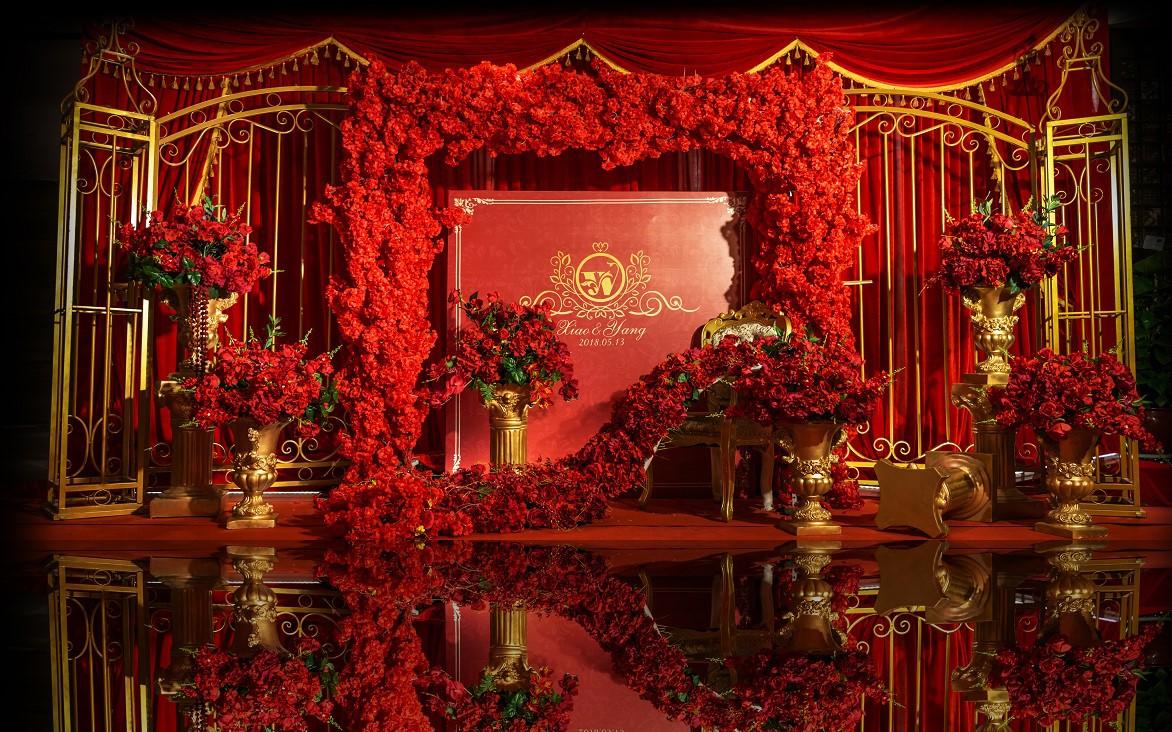 大红色欧式奢华婚礼布置，豪华