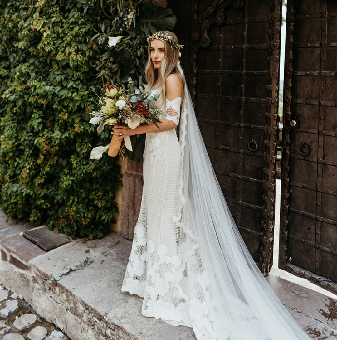 女皇奢华套餐超值婚礼全套七件套！送跟妆！