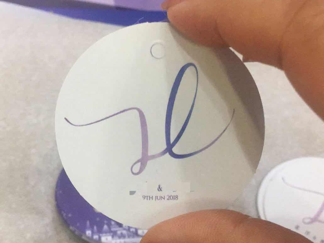 為新人設(shè)計(jì)的專屬定制喜盒套