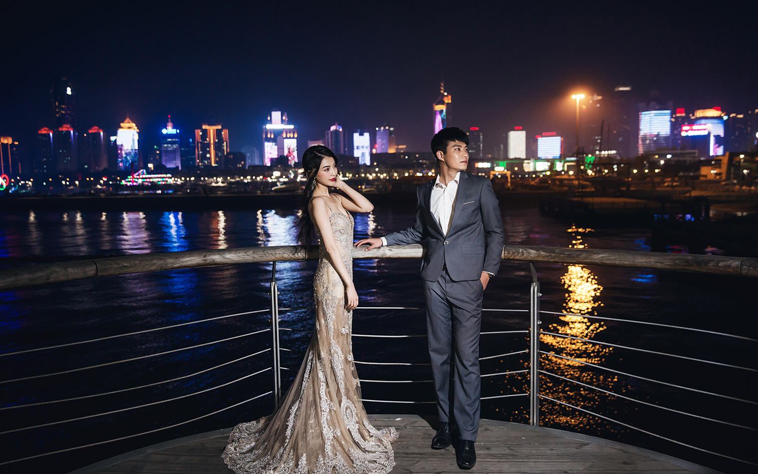 臻芷写真·宇宙无情，人类有情。