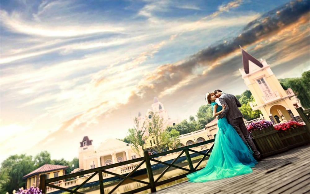 《金色经典摄影》城市旅拍特惠套餐