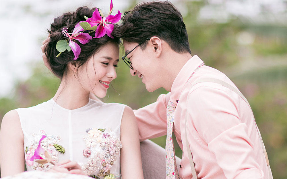 藍(lán)鉆高端主題婚紗攝影8899  報(bào)銷(xiāo)來(lái)回機(jī)票