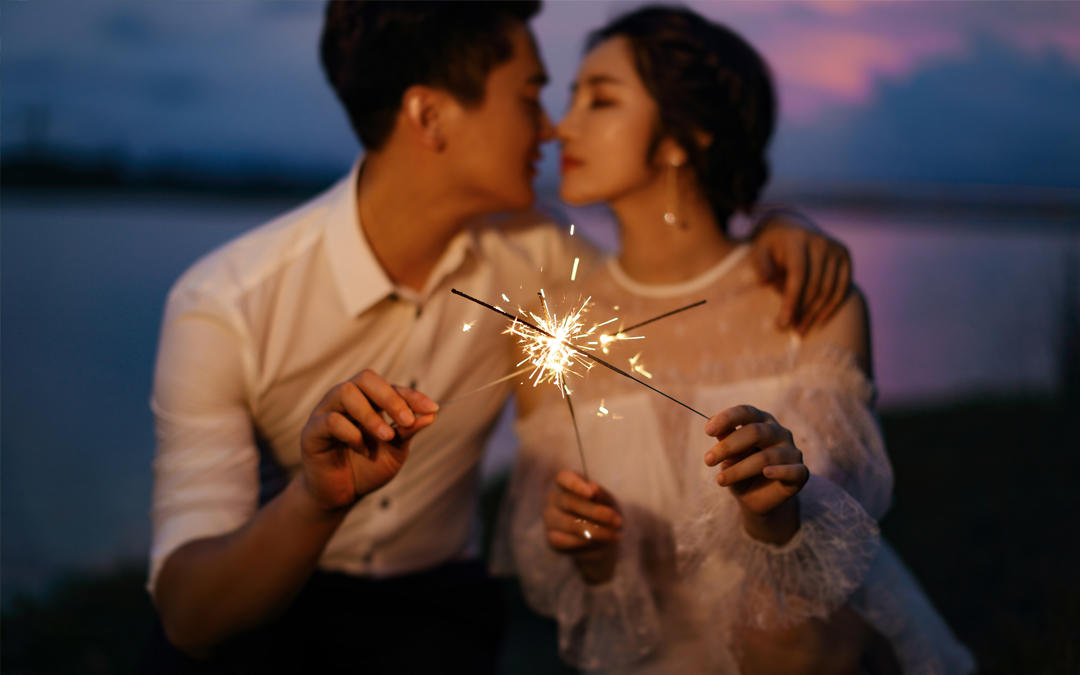 素色影 私人定制个性婚纱照 十服十造 55张精修