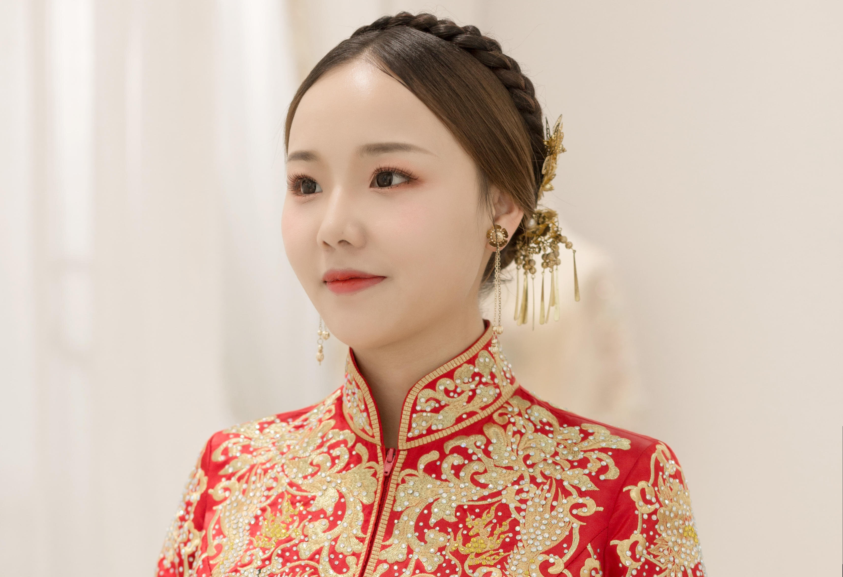 #WHITE-婚纱#超人气手工钉珠龙凤褂