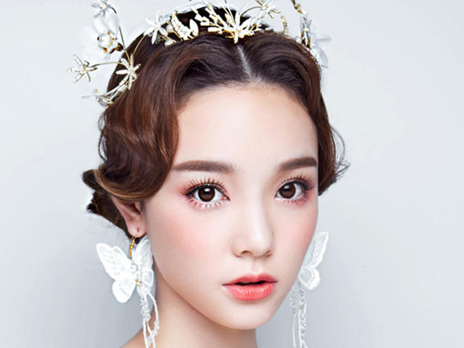 【尊贵黄金档套餐】结婚当天跟妆档＋回门宴跟妆档