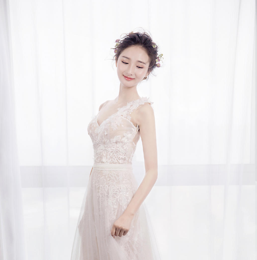 DIVINE缔婉定制系列轻纱