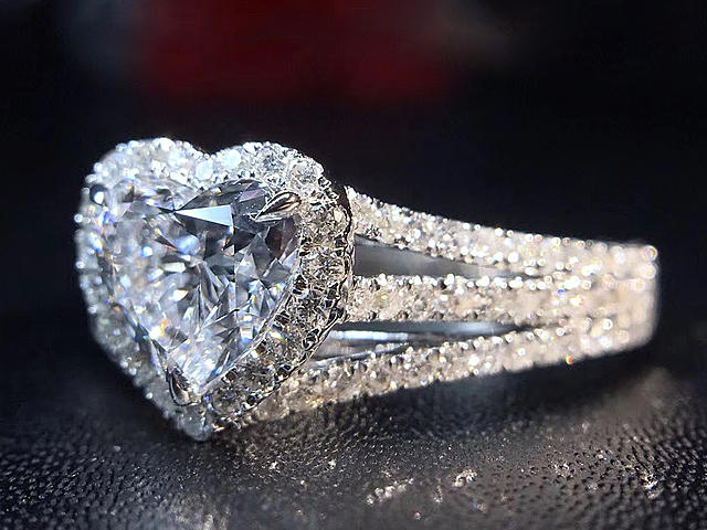 【CYBILL】心形钻戒