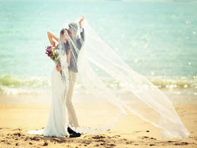 大海记录欢乐时光——海景婚纱照