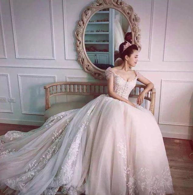 【EVER新人套餐】高定婚纱套餐+男士西服三件套