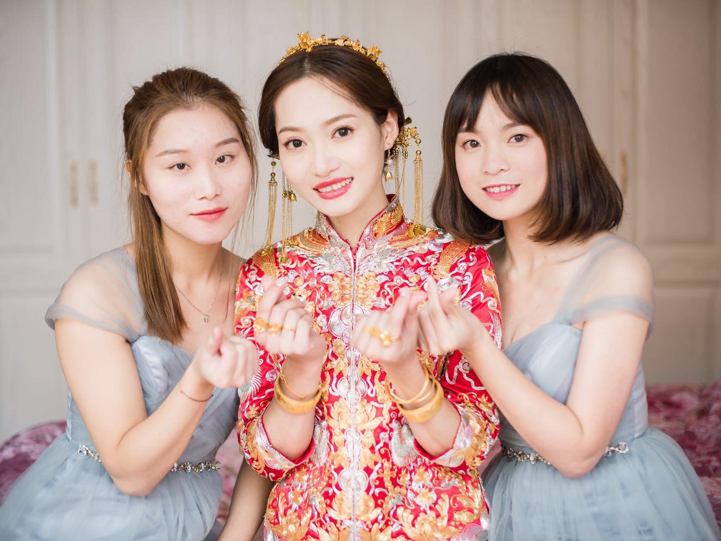 多颜色可选长款伴娘服特卖支付在此