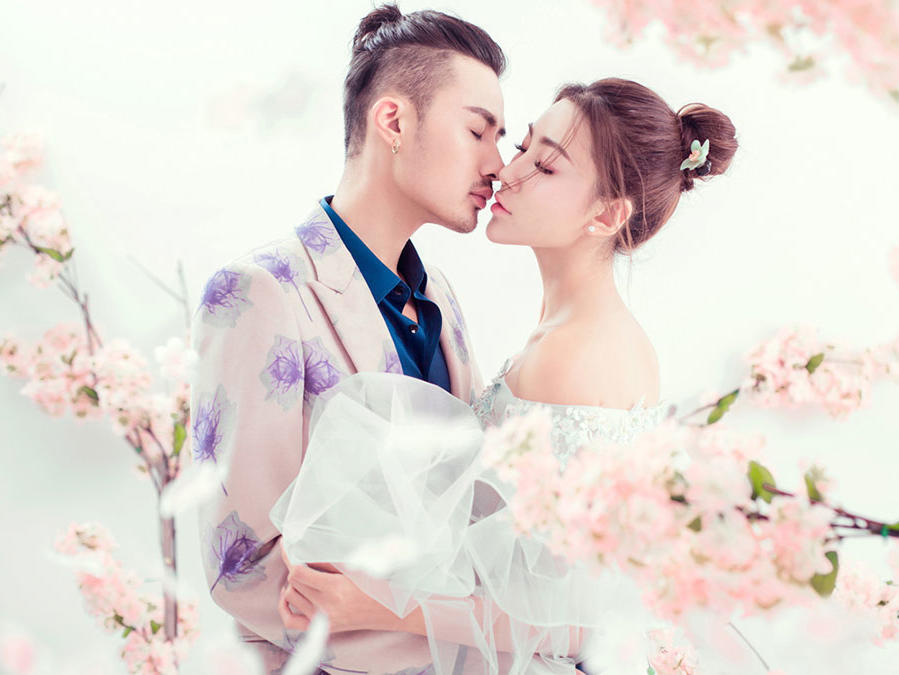 婚纱照七件套照片墙_2018婚纱照套系(2)