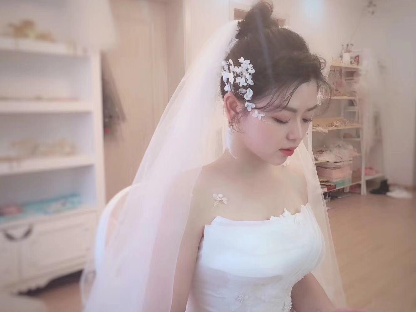 【玖久美妆】首席全天跟妆，不限造型+送亲友妆