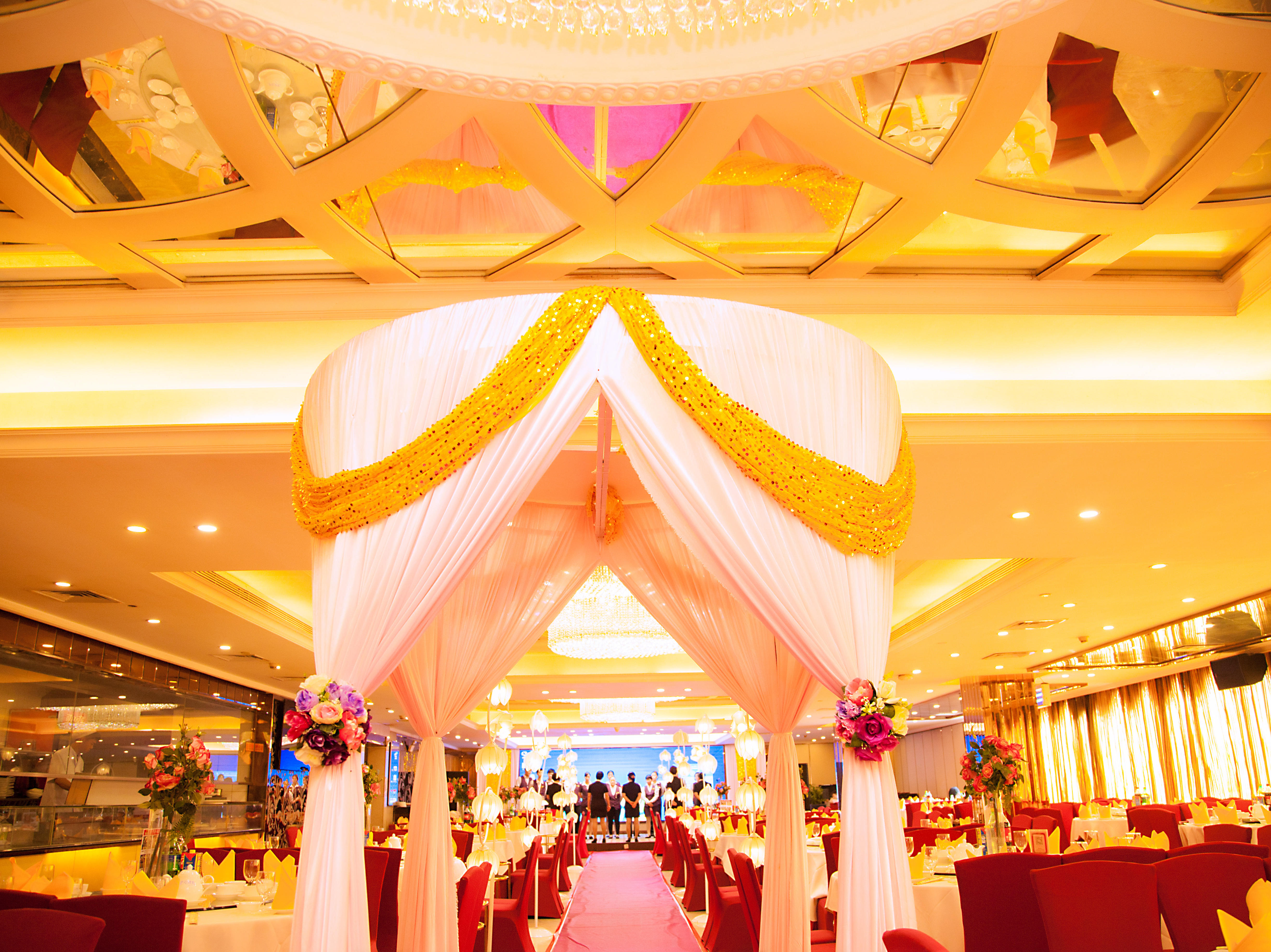 #公主蜜语#婚礼布置+化妆+摄影+录像优惠套餐