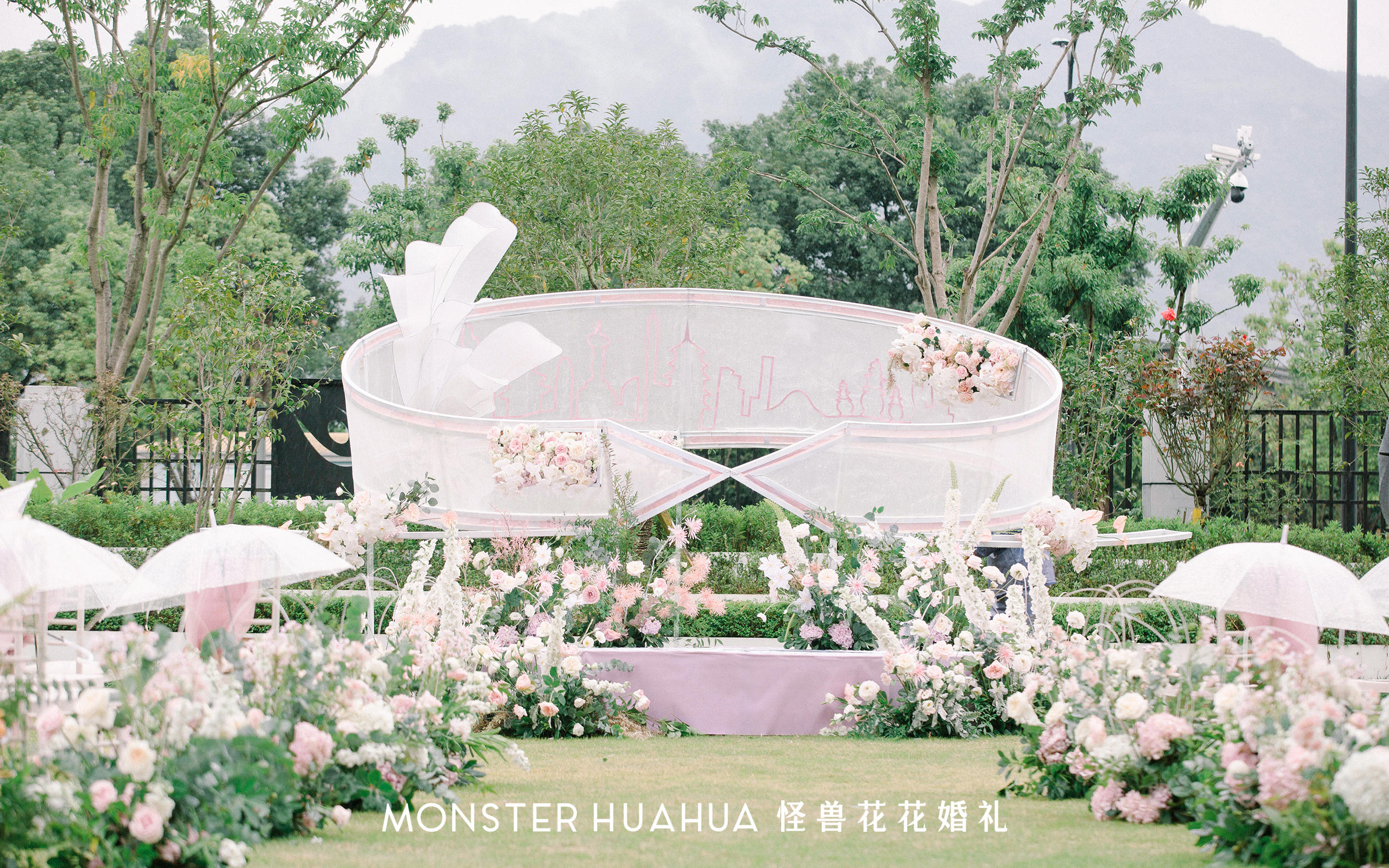 「一场刷爆朋友圈的高级灰紫色」婚礼