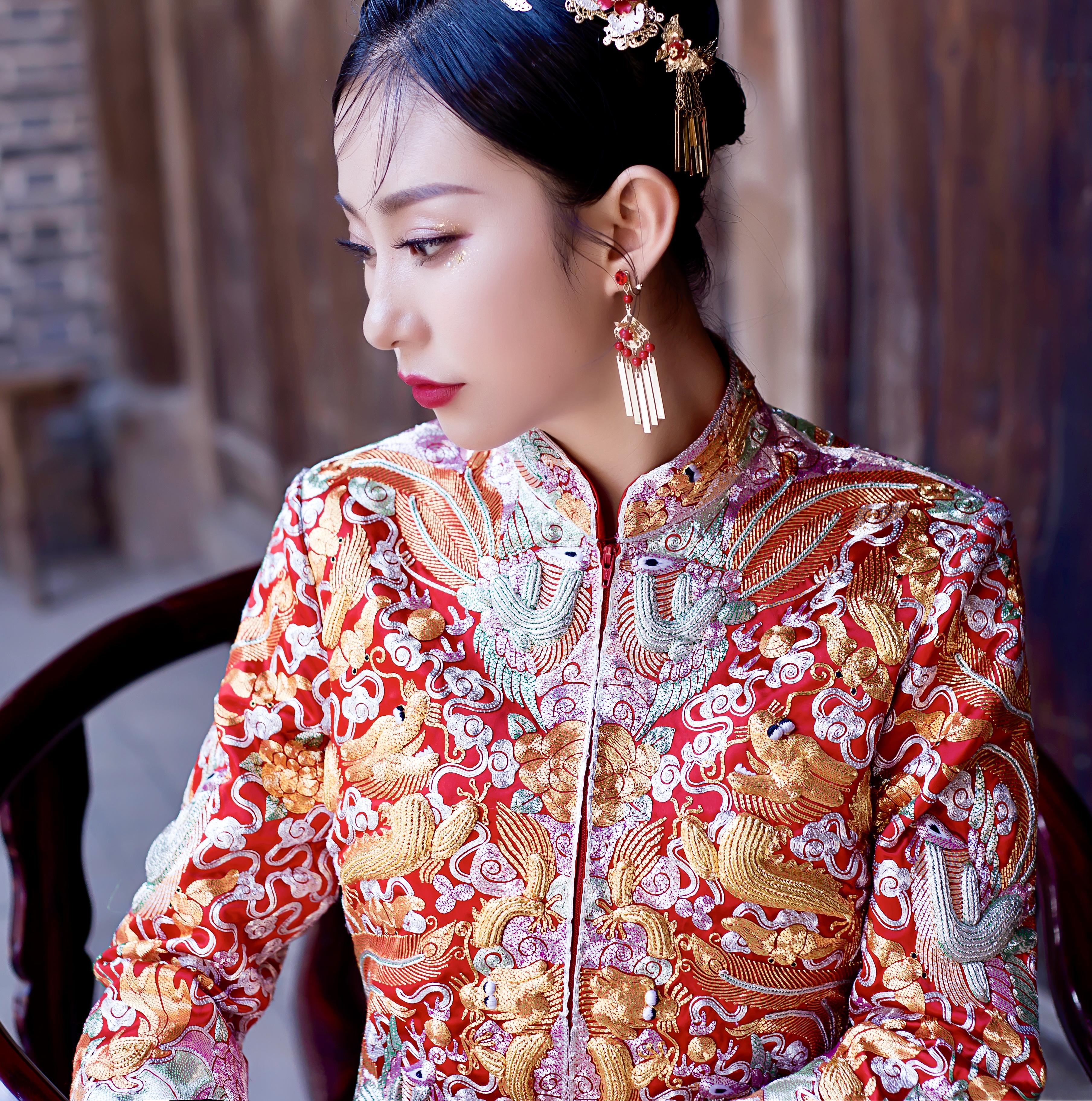 【潮婚特卖】中式龙凤褂---大伍福租用套餐