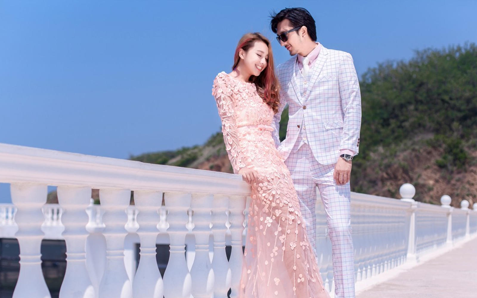 品牌酒店2晚+游艇+教堂+马场+圣托里尼+夜景