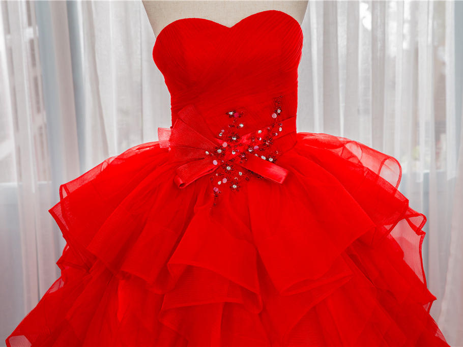 《租赁特惠婚纱》超美性价比高彩纱