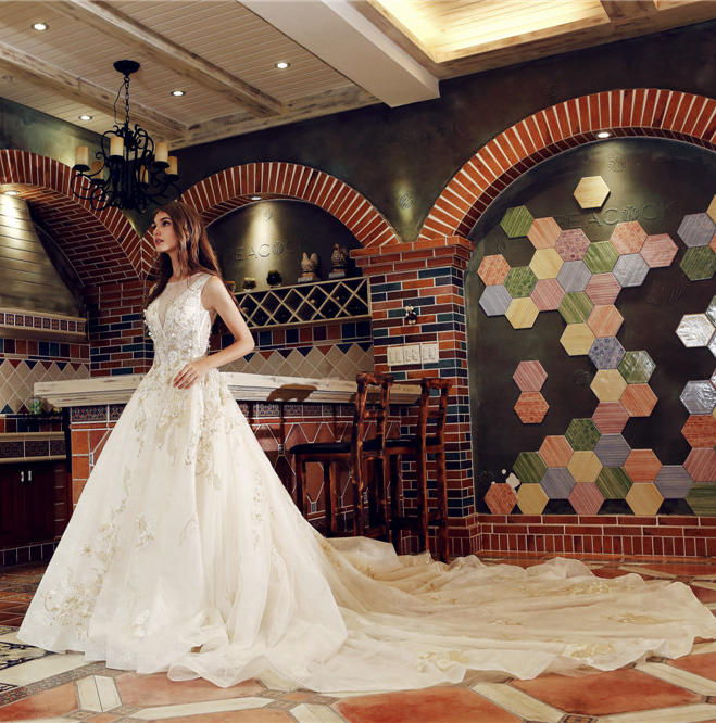 【Lovest洛维思】轻奢系列 加价享跟妆