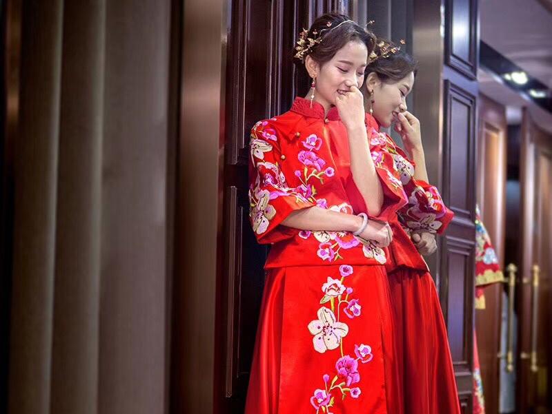 【完美新娘礼服彩妆馆】主管化妆老师全程跟妆