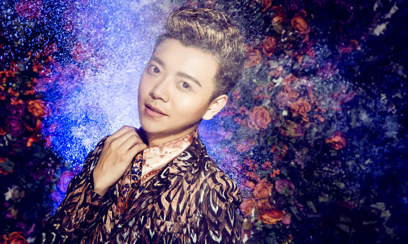 婚礼我们注重的是感情不是形式。