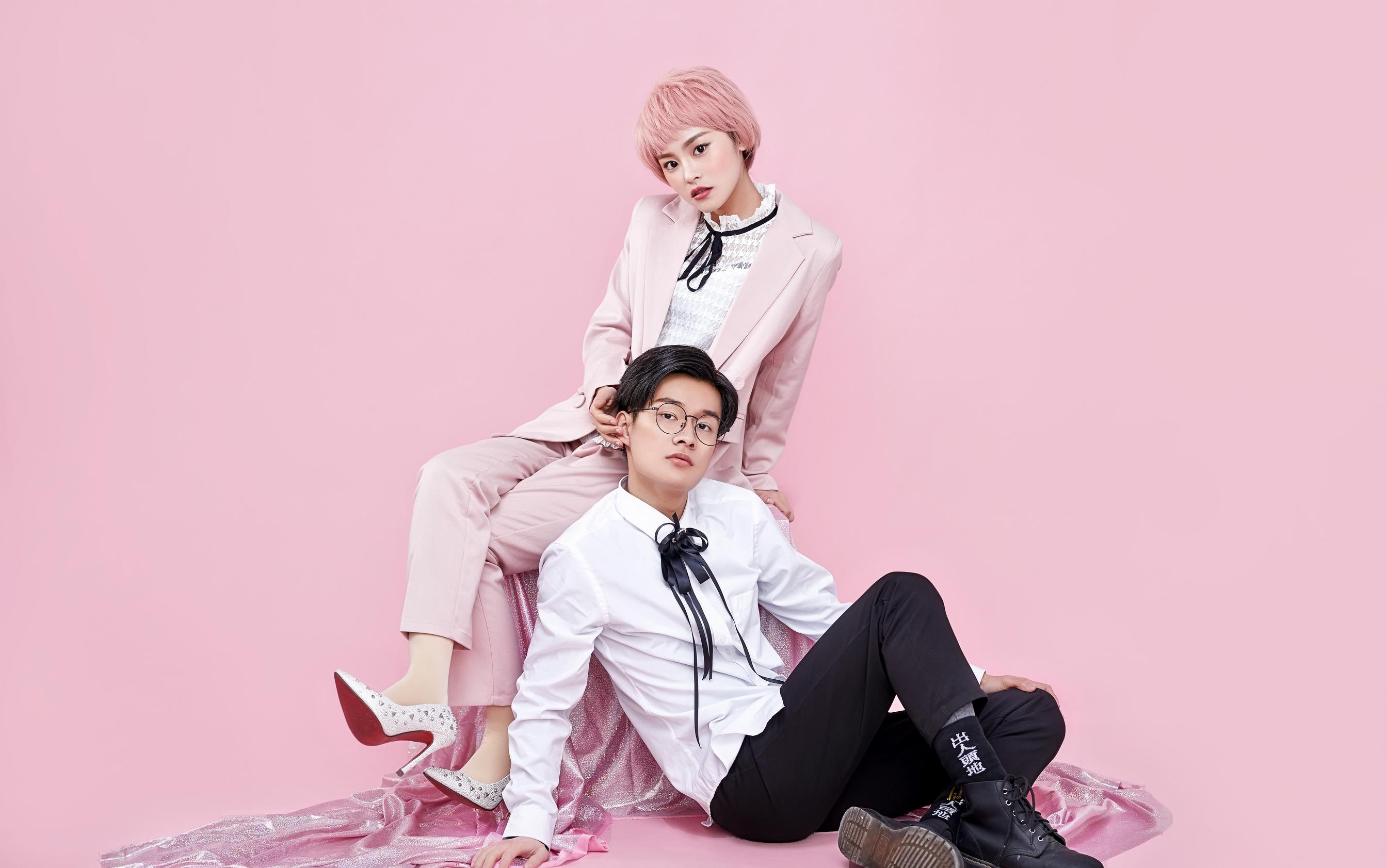 个性情侣婚纱私人定制六套六服   送30张精修入