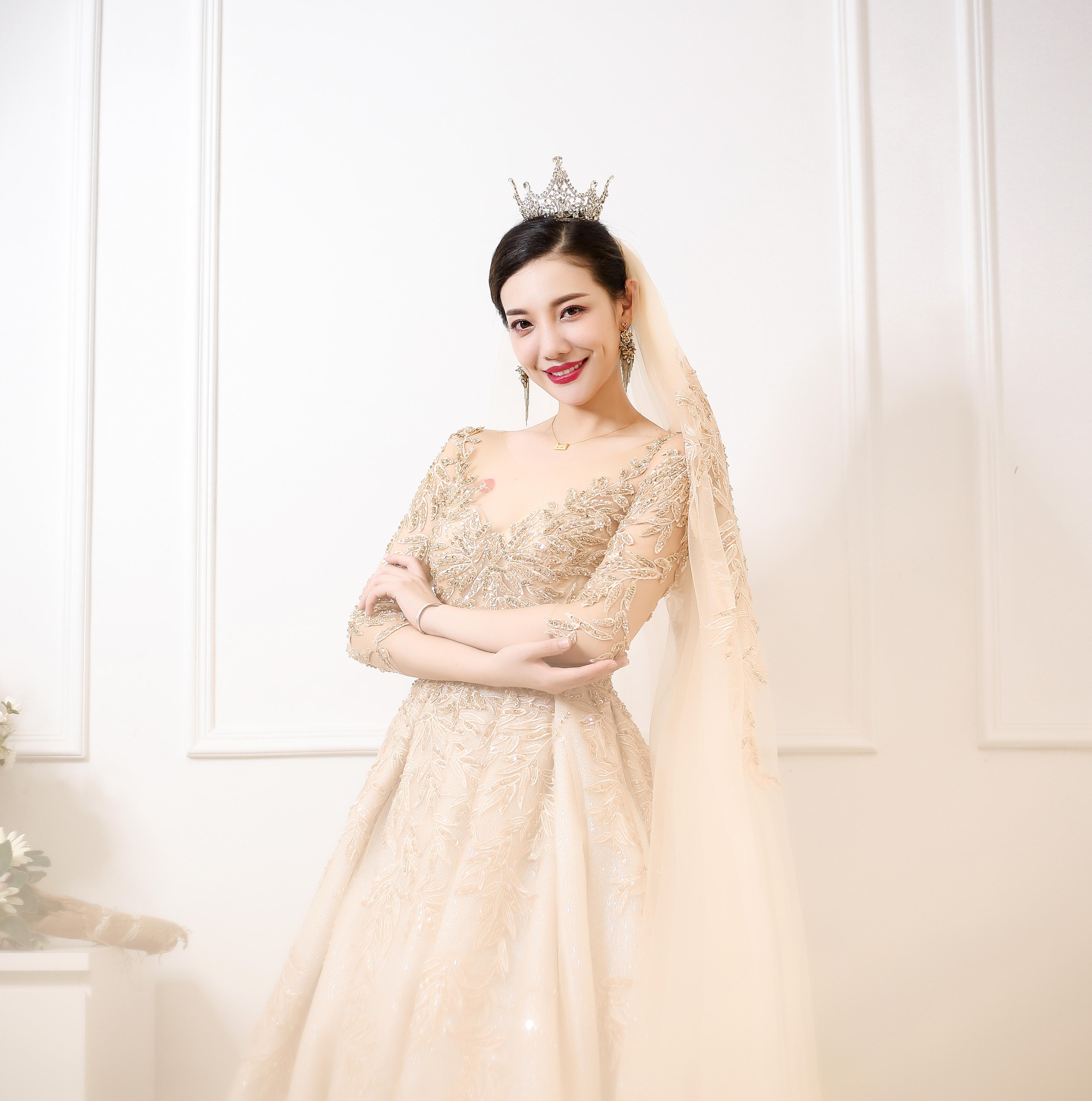 【闪慕婚纱.艳子造型】婚纱礼服三件套赠送新娘跟妆